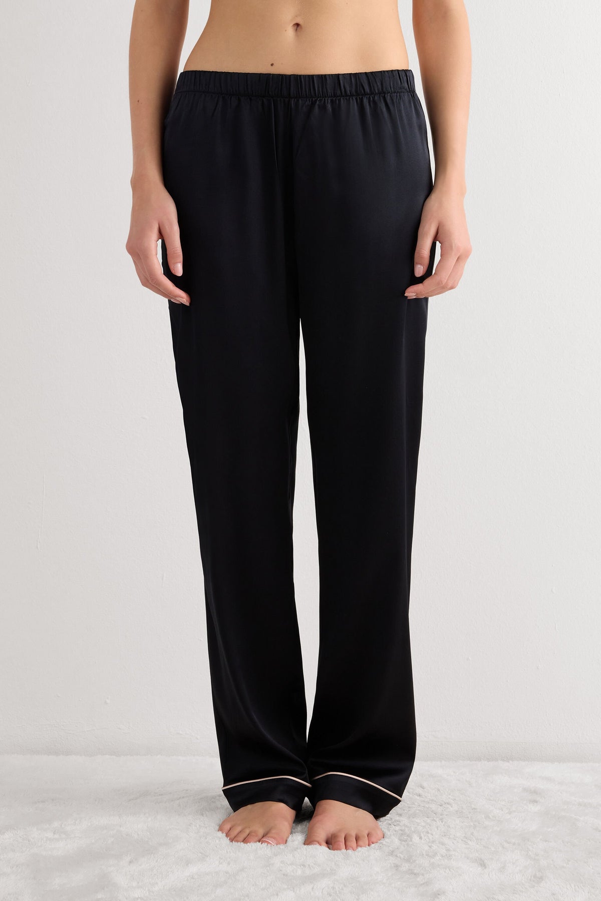 Elegant Silk Pants for Nighttime Glamour