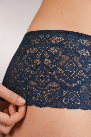 Romantic Lace Hipster