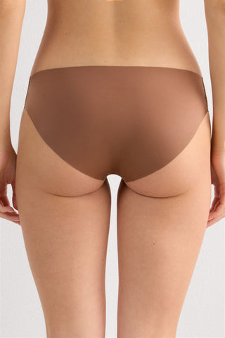 Invisible Seamless Panties For Everyday Confidence