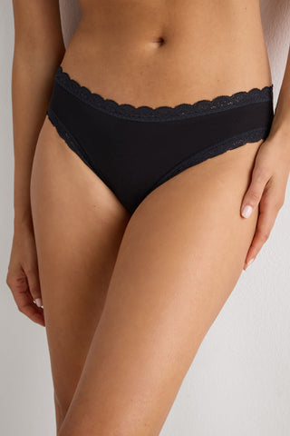 Soft Cotton Lace Panties Feminine Elegance