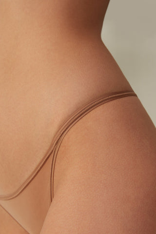 Featherlight Thong with Delicate Straps
